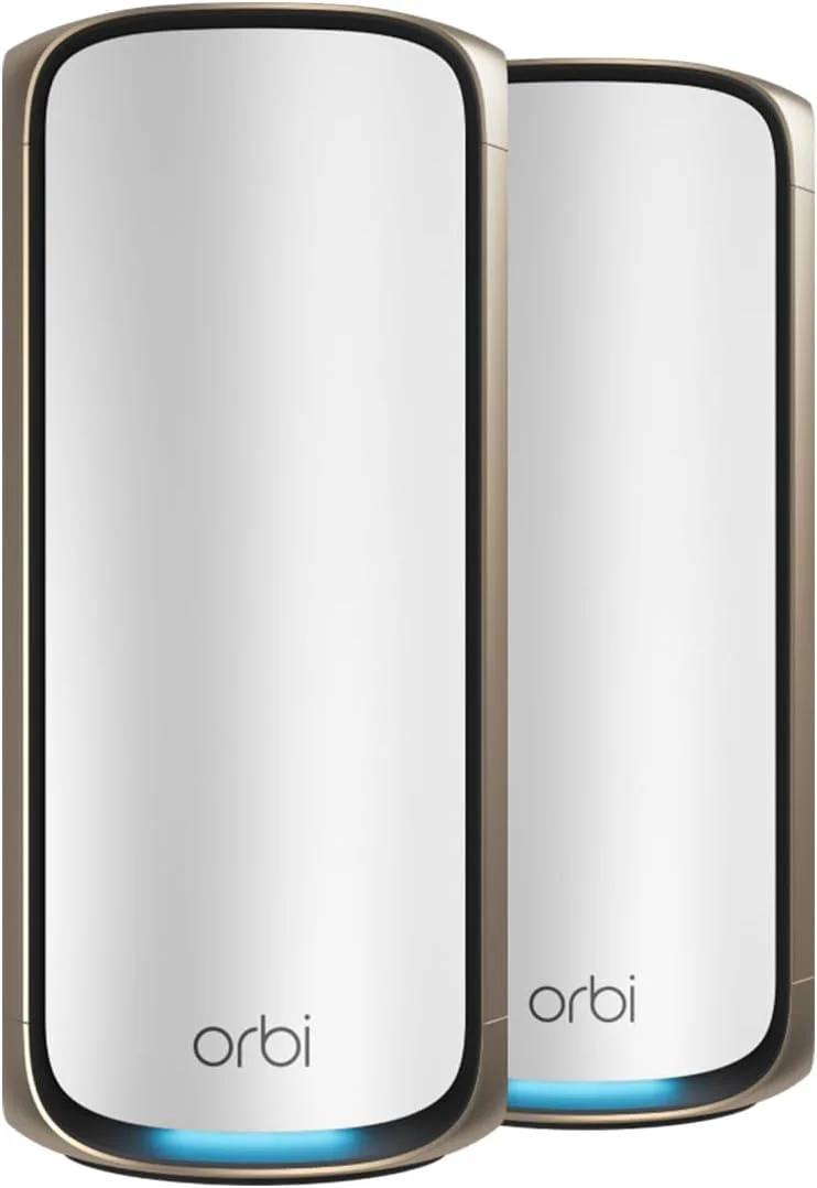سیستم شبکه مش وای فای 7 چهار بانده Netgear Orbi 970 Series مدل RBE972S، روتر + 1 توسعه دهنده ماهواره ای، پوشش تا 6600 فوت مربع، 200 دستگاه، پورت اینترنت 10 گیگ، BE27000 تا 27 گیگابیت بر ثانیه - سفید