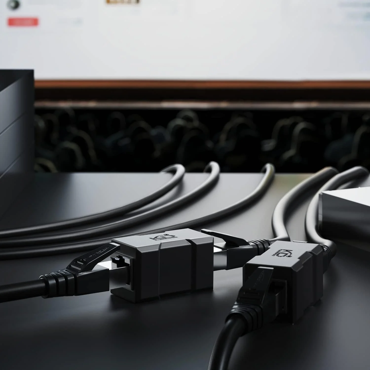 کوپلر RJ45 با شیلد اضافی - اتصال دهنده کابل شبکه و توسعه دهنده کابل اترنت (دو جک RJ45، راه آسان برای اتصال/توسعه کابل های اترنت، CAT 7 برای حداکثر 10 گیگابیت بر ثانیه، مشکی) - توسط CableDirect (پنج عدد)