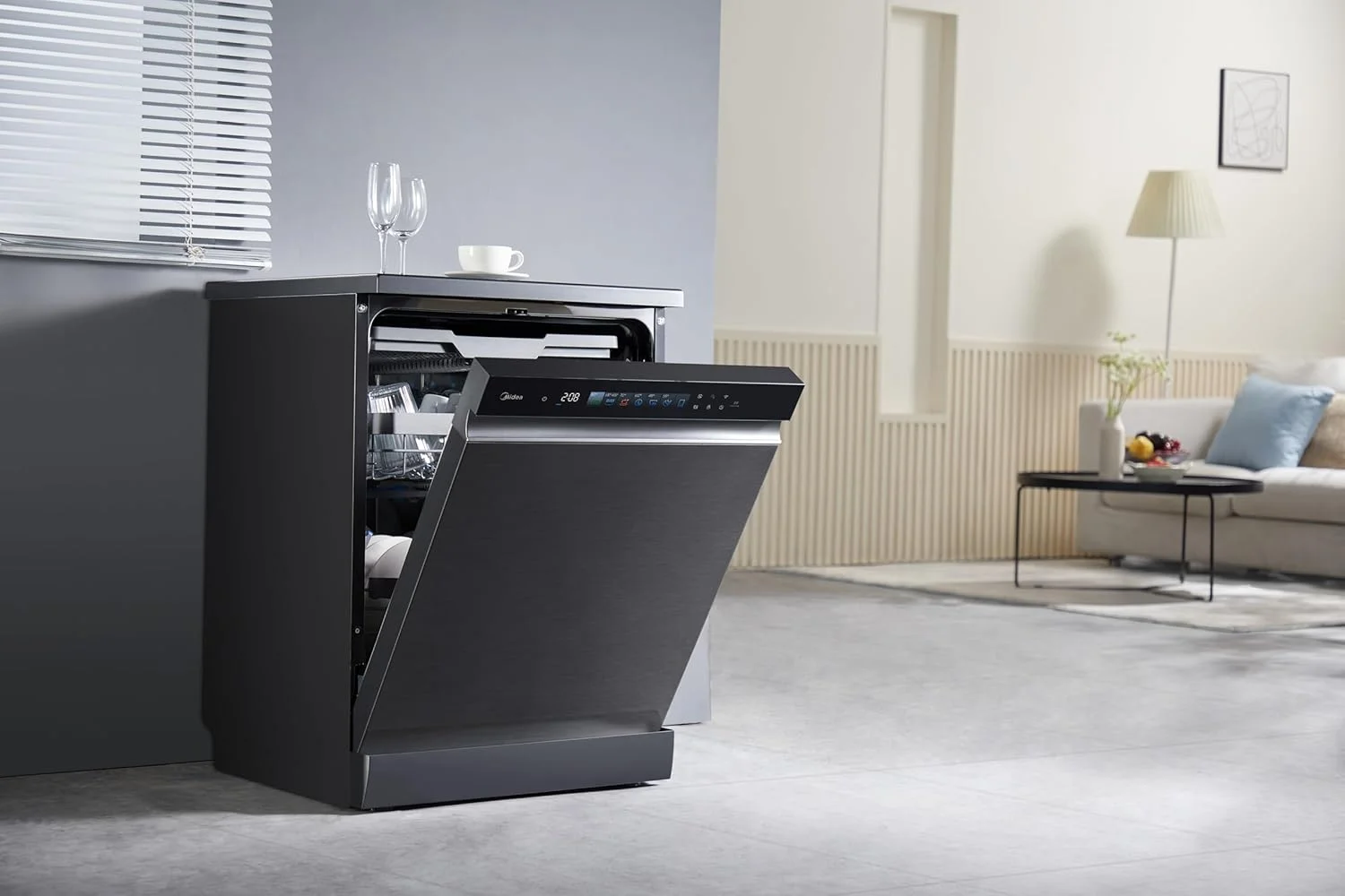 ماشین ظرفشویی ایستاده هوشمند میدیا با موتور BLDC، 15 نفره، 9 برنامه، وای فای، سرعت توربو، شستشوی قدرتمند و عملکرد باز شدن خودکار، بی صدا و با راندمان انرژی بالا، مشکی - WQP15-WU7633GUR(BS)-GCC