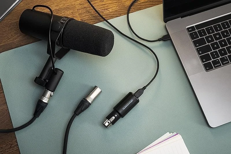 اینترفیس دیجیتال XLR به USB شور MVX2U با جک هدفون، پری امپ یکپارچه با کنترل گین 60dB، مانیتورینگ بدون تاخیر، فانتوم پاور 48 ولت، اپلیکیشن دسکتاپ ShurePlus، کابل USB-C 1 متری اینترفیس دیجیتال XLR به USB شور MVX2U با جک هدفون، پری امپ یکپارچه با کنترل گین 60dB، مانیتورینگ بدون تاخیر، فانتوم پاور 48 ولت، اپلیکیشن دسکتاپ ShurePlus، کابل USB-C 1 متری