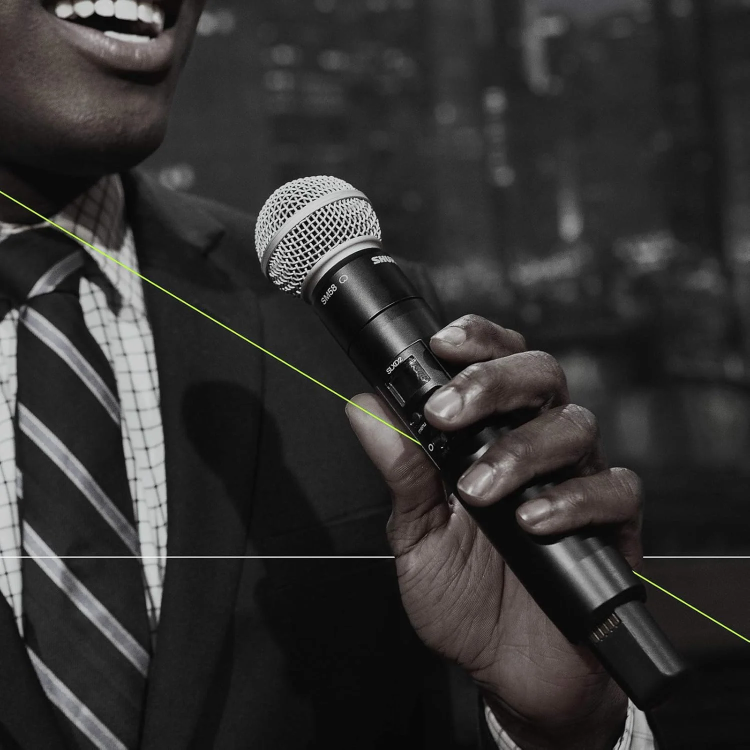 سیستم میکروفون بی سیم دیجیتال Shure SLXD24/B58 - شامل فرستنده دستی SLXD2 با کپسول میکروفون وکال BETA 58A و گیرنده تک کاناله رک مونت SLXD4 | باند G58 (SLXD24/B58-G58) سیستم میکروفون بی سیم دیجیتال Shure SLXD24/B58 - شامل فرستنده دستی SLXD2 با کپسول میکروفون وکال BETA 58A و گیرنده تک کاناله رک مونت SLXD4 | باند G58 (SLXD24/B58-G58)