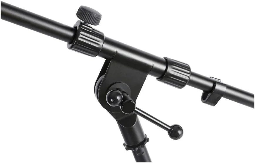 بسته میکروفون وکال داینامیک کاردیوید Shure SM58-LC به همراه آداپتور پایه و کیف زیپ دار بسته میکروفون وکال داینامیک کاردیوید Shure SM58-LC به همراه آداپتور پایه و کیف زیپ دار