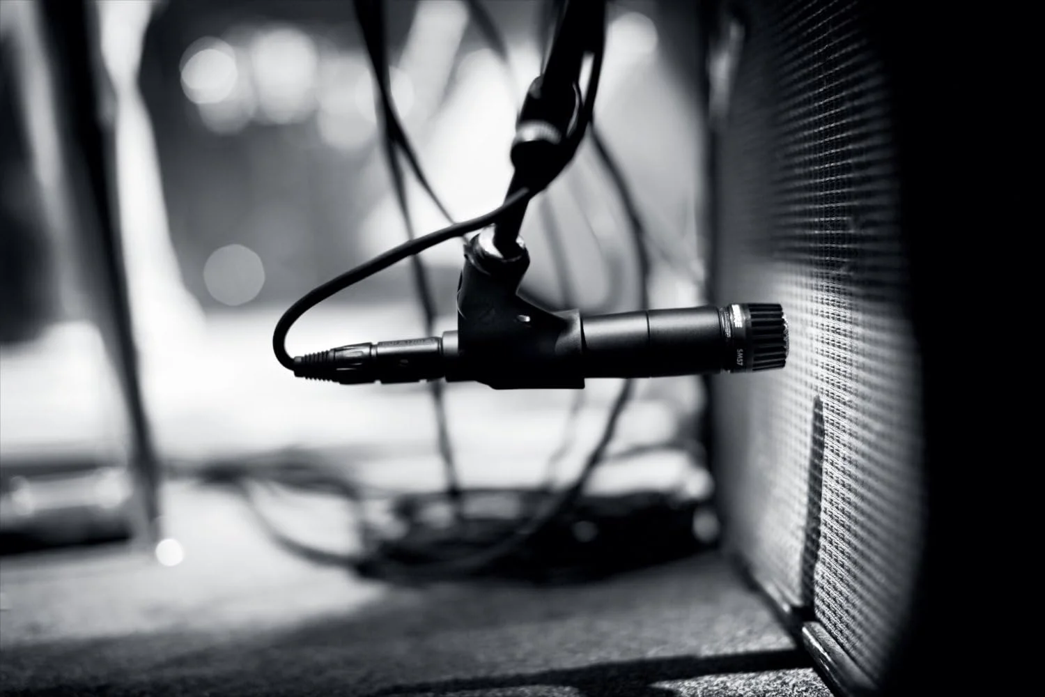 میکروفون افسانه ای ساز Shure SM57 میکروفون افسانه ای ساز Shure SM57