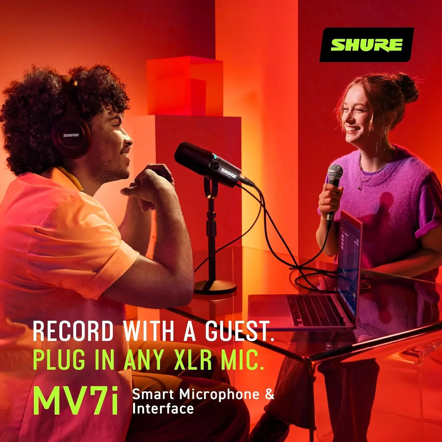 میکروفون هوشمند Shure MV7i با رابط صوتی داخلی - میکروفون پادکست و موسیقی با 2 کانال، XLR و 1/4 اینچ، USB-C برای Mac/PC/تلفن، ویژگی های پیشرفته DSP، طراحی تمام فلزی، حالت سطح خودکار میکروفون هوشمند Shure MV7i با رابط صوتی داخلی - میکروفون پادکست و موسیقی با 2 کانال، XLR و 1/4 اینچ، USB-C برای Mac/PC/تلفن، ویژگی های پیشرفته DSP، طراحی تمام فلزی، حالت سطح خودکار