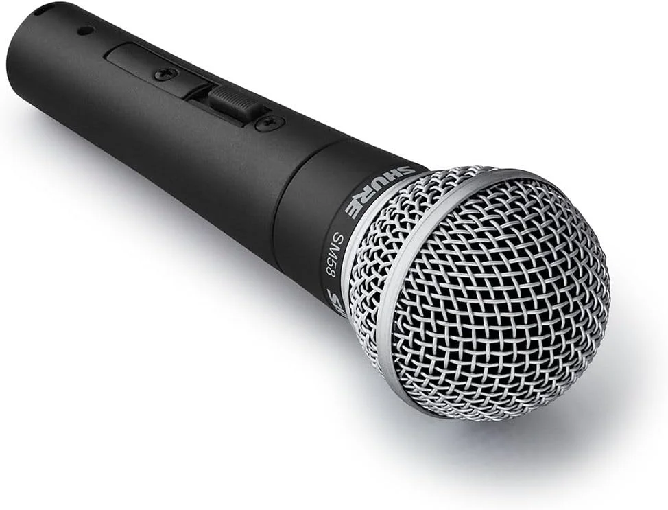 میکروفون وکال داینامیک کاردیود Shure SM58SE با سوئیچ، ضبط صدای با کیفیت استودیویی، برای آواز زنده، استریمینگ PC و پادکست میکروفون وکال داینامیک کاردیود Shure SM58SE با سوئیچ، ضبط صدای با کیفیت استودیویی، برای آواز زنده، استریمینگ PC و پادکست