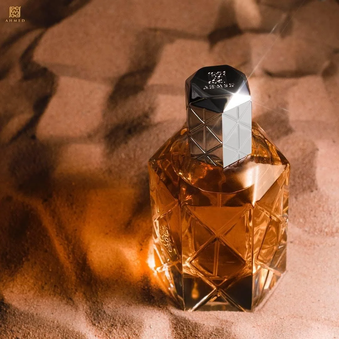 عطر احمد بن شیخ EDP - 90 میلی لیتر (اسپری)، عود ترکیبی یونیسکس با مشخصات قوی، عود گلی بالزامیک برای مردان و زنان. توسط المغربی عود عربی و عطر دبی عطر احمد بن شیخ EDP - 90 میلی لیتر (اسپری)، عود ترکیبی یونیسکس با مشخصات قوی، عود گلی بالزامیک برای مردان و زنان. توسط المغربی عود عربی و عطر دبی