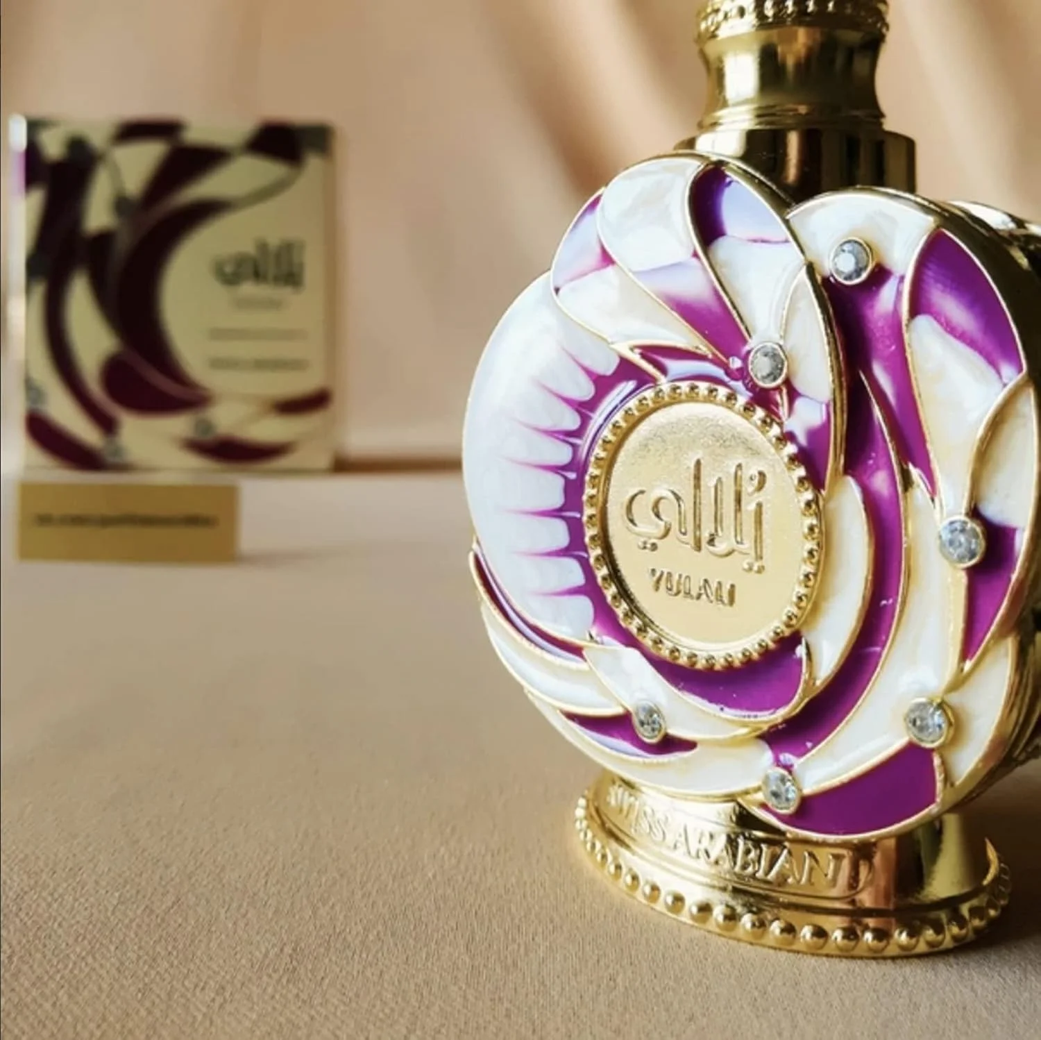 عطر روغنی یولالی Swiss Arabian حجم 15 میلی لیتر