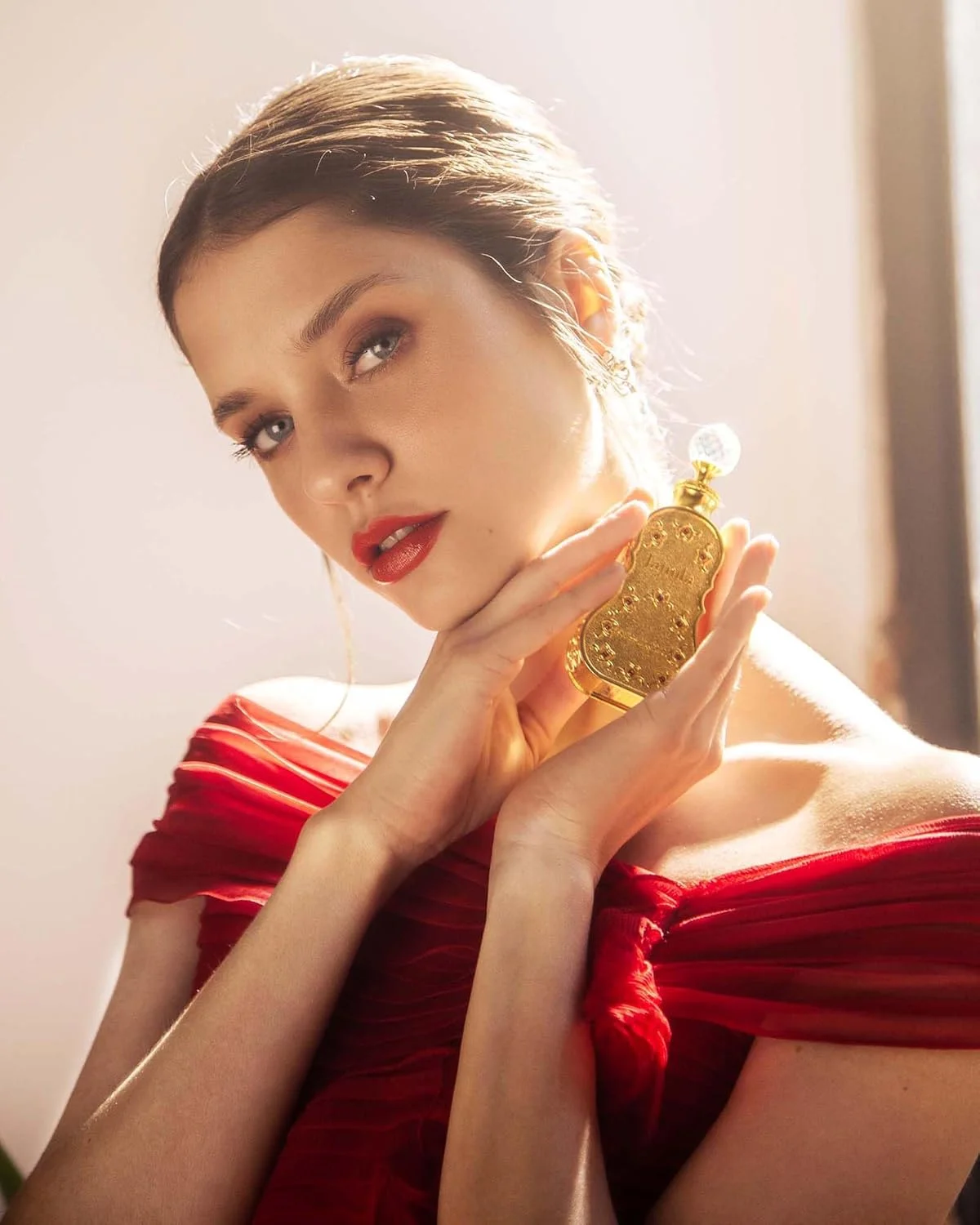 عطر روغنی زنانه جمیلا Swiss Arabian حجم 15 میلی لیتر