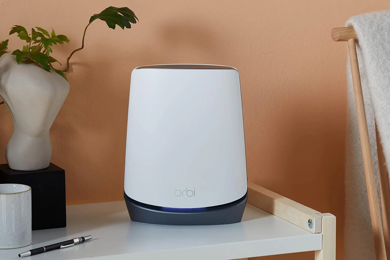 سیستم مش وای فای 6 سه بانده 5G NETGEAR Orbi (NBK752) - روتر با 1 توسعه دهنده ماهواره ای | پوشش تا 465 متر مربع، 40 دستگاه | AX4200 (تا 4.2 گیگابیت در ثانیه) سیستم مش وای فای 6 سه بانده 5G NETGEAR Orbi (NBK752) - روتر با 1 توسعه دهنده ماهواره ای | پوشش تا 465 متر مربع، 40 دستگاه | AX4200 (تا 4.2 گیگابیت در ثانیه)