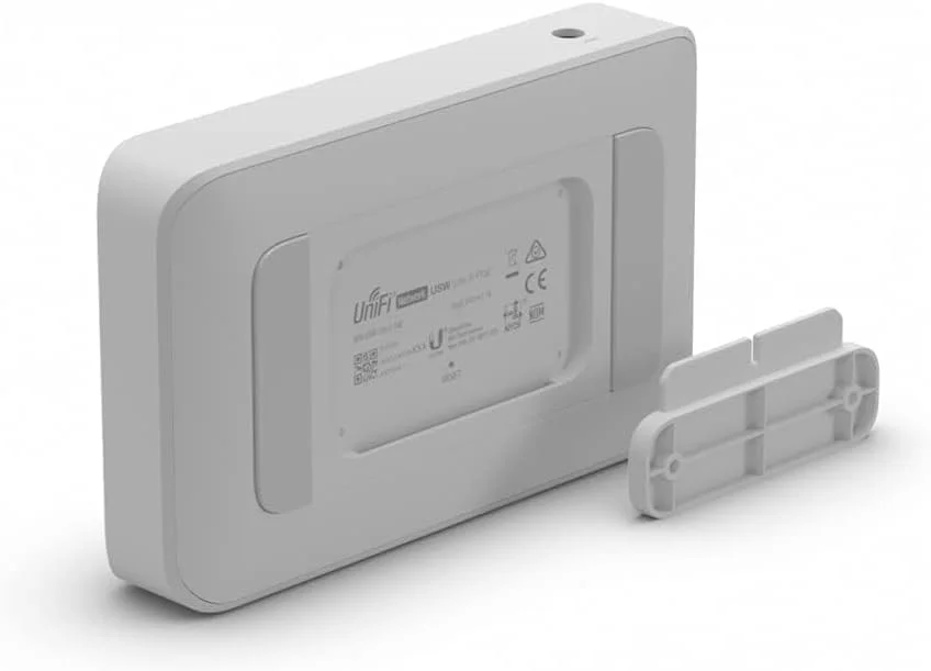 سوییچ مدیریتی لایه 2 گیگابیتی اترنت 8 پورت PoE یوبیکیوتی نتورکس UniFi Switch Lite 8 PoE (10/100/1000) با قابلیت Power over Ethernet (PoE) - سفید