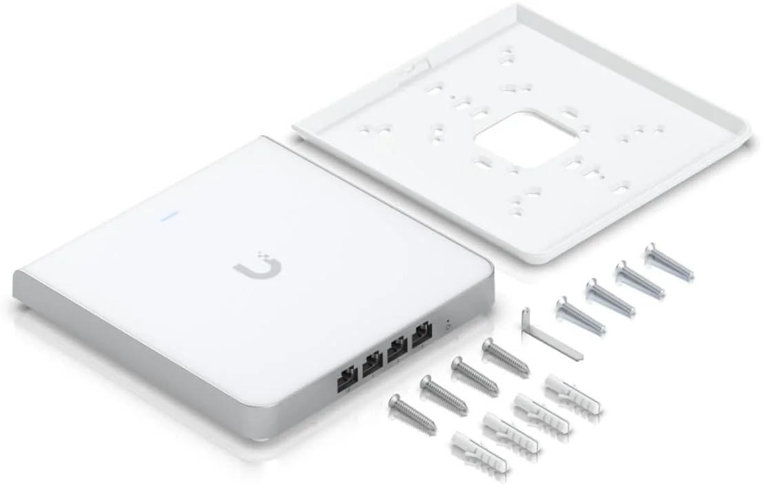 اکسس پوینت دیواری یونیفای 6 اینترپرایز یوبیکیوتی نتورکس [WiFi 6E (802.11ax), سه باندی، تا 10.2 گیگابیت در ثانیه]