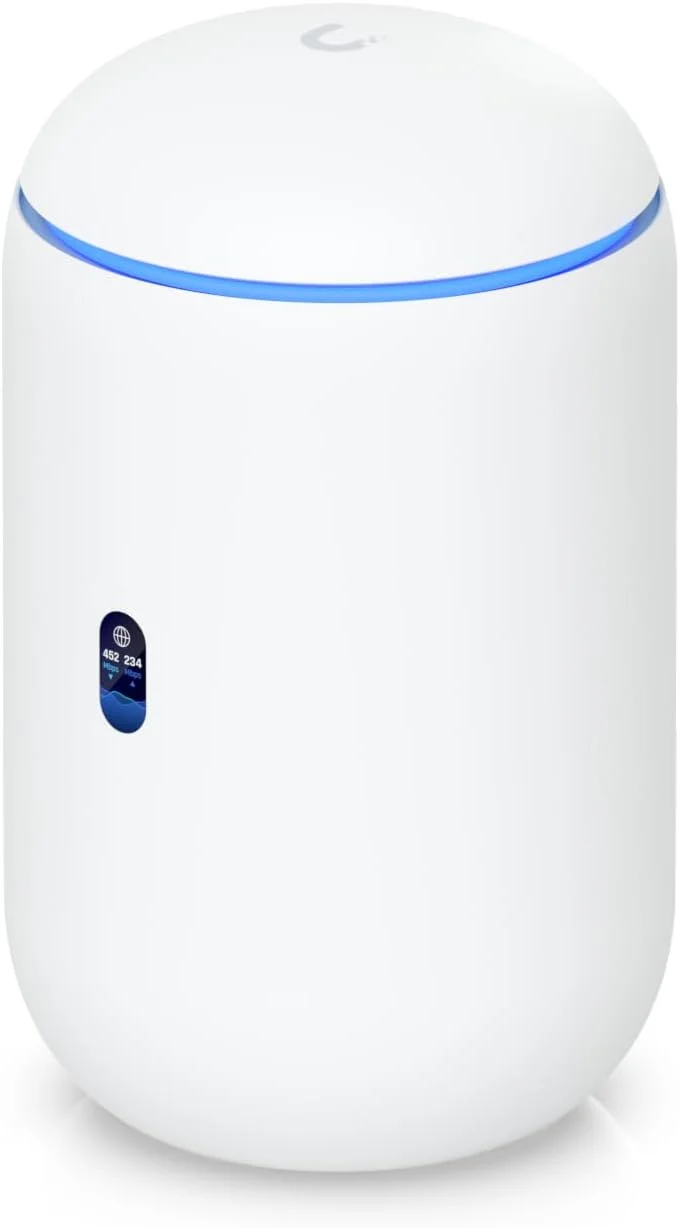 کنسول سیستم عامل UniFi از Ubiquiti Networks با اکسس پوینت WiFi 6 یکپارچه و درگاه امنیتی، سرعت بی سیم 2.4 گیگابیت بر ثانیه در 5 گیگاهرتز، حافظه 128 گیگابایتی
