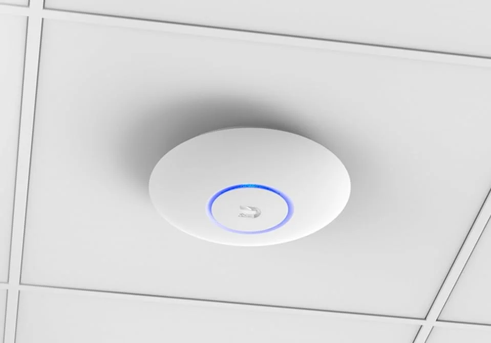 اکسس پوینت یونیفای Ubiquiti Networks UniFi AP AC Lite، دو بانده 24V passive PoE، مدل UAP-AC-LITE (پسیو PoE داخلی 24 ولت، 2.4GHz/5GHz، 802.11 a/b/g/n/ac، 1x 10/100/1000)