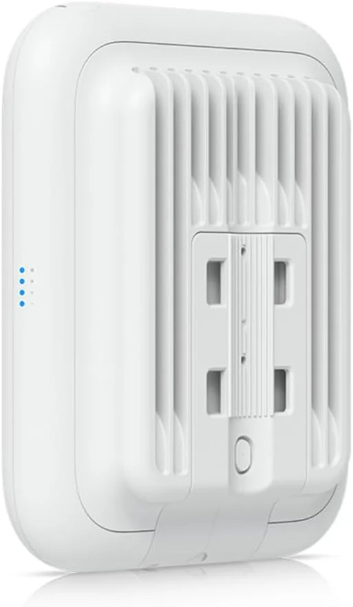 اکسس پوینت بیرونی یوبیکیوتی نتورکس U7 با قابلیت WiFi 7