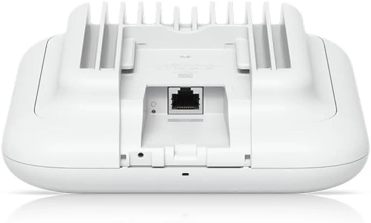 اکسس پوینت بیرونی یوبیکیوتی نتورکس U7 با قابلیت WiFi 7