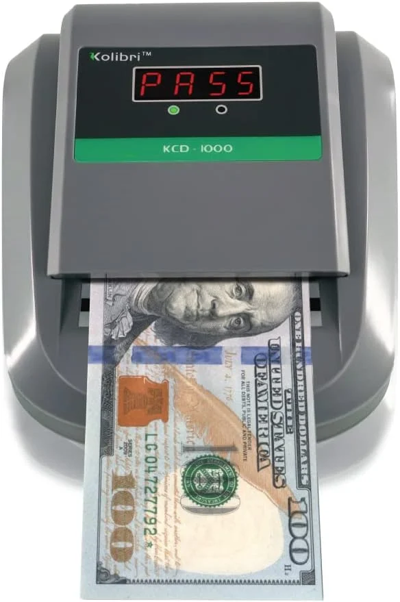 دستگاه تشخیص اسکناس تقلبی قابل حمل Kolibri KCD-1000 با قابلیت تشخیص 4 طرفه، دارای تشخیصگر UV، مغناطیسی و مادون قرمز، نشانگر آسان قبولی/رد (KCD-1000)