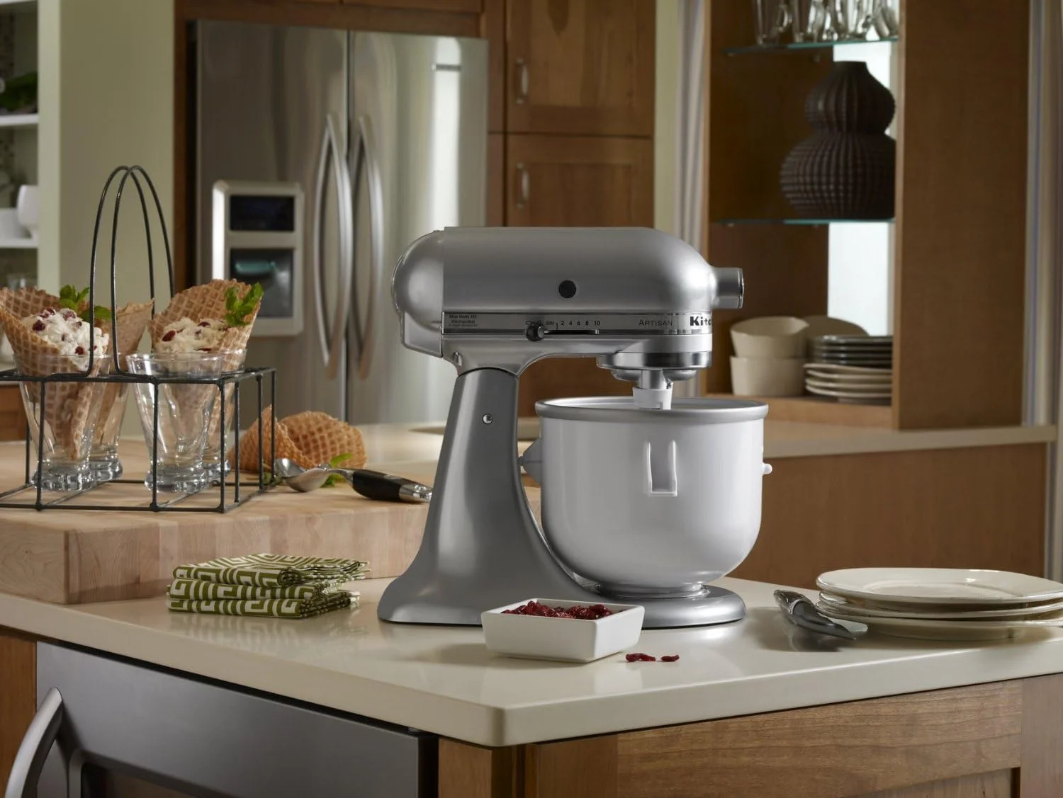 ظرف بستنی ساز KitchenAid - به جز مدل های 7، 8 و اکثر مدل های 6 کوارت، مناسب برای میکسر های 5 تا 6 کوارت ظرف بستنی ساز KitchenAid - به جز مدل های 7، 8 و اکثر مدل های 6 کوارت، مناسب برای میکسر های 5 تا 6 کوارت