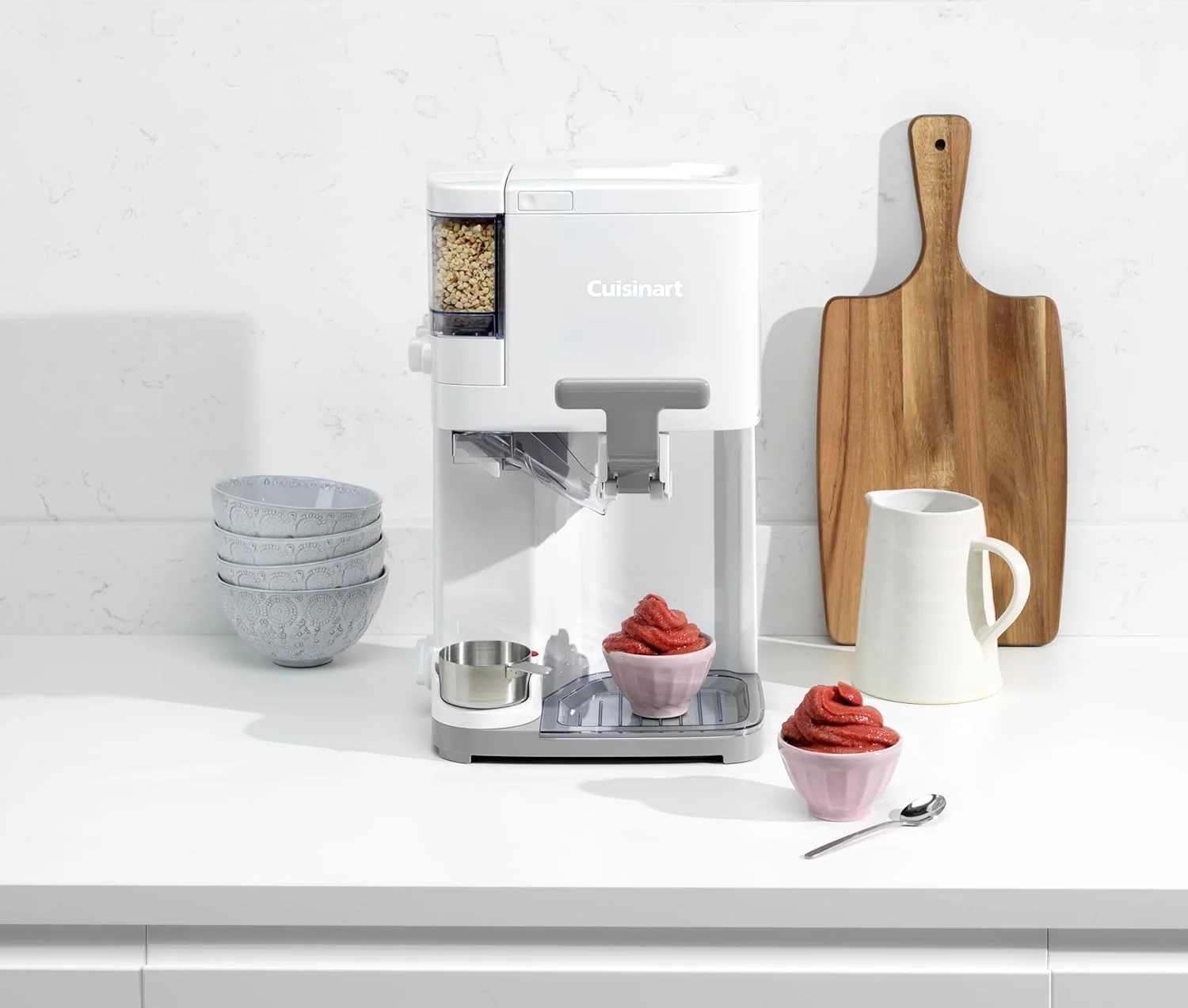 دستگاه بستنی ساز سافت سرو Cuisinart، ظرفیت 1.4 لیتر، 100% اتوماتیک، بستنی نرم، پخش کننده تاپینگ، تاج دستگاه بستنی ساز سافت سرو Cuisinart، ظرفیت 1.4 لیتر، 100% اتوماتیک، بستنی نرم، پخش کننده تاپینگ، تاج