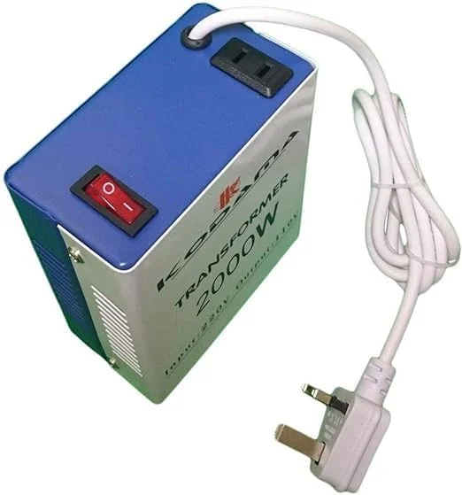 ترانسفورماتور کوداما (2000 وات) با سیم برق جهانی 3 پین UK به همراه فیوز ایمنی، ترانسفورماتور کاهنده ولتاژ 220 ولت به 110 ولت، ولتاژ خروجی 110 ولت (2000 وات) ترانسفورماتور کوداما (2000 وات) با سیم برق جهانی 3 پین UK به همراه فیوز ایمنی، ترانسفورماتور کاهنده ولتاژ 220 ولت به 110 ولت، ولتاژ خروجی 110 ولت (2000 وات)