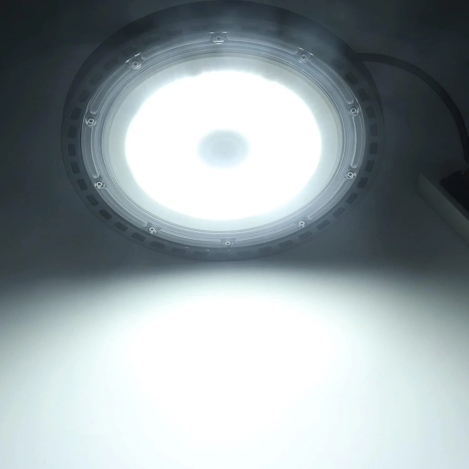 چراغ سوله ای فوق العاده روشن، چراغ سوله ای LED با محافظت IP65، ضد گرد و غبار، اتلاف حرارت خوب برای کارگاه چراغ سوله ای فوق العاده روشن، چراغ سوله ای LED با محافظت IP65، ضد گرد و غبار، اتلاف حرارت خوب برای کارگاه