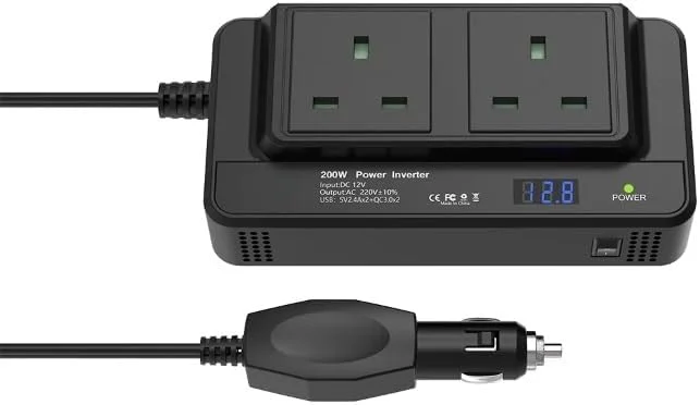 اینورتر برق خودرو FDTY، 200 وات، DC 12V به AC 220V، دارای 2 پریز UK و 4 پورت USB، نمایشگر LED، ابعاد 16.7*8.7*4.6 سانتی متر