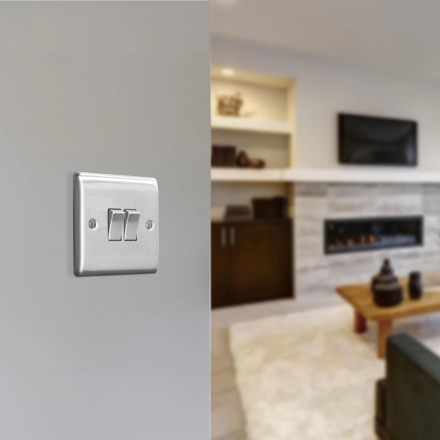 کلید روشنایی دوبل BG Electrical NBS42-01، استیل برس خورده، دو طرفه، 10AX کلید روشنایی دوبل BG Electrical NBS42-01، استیل برس خورده، دو طرفه، 10AX