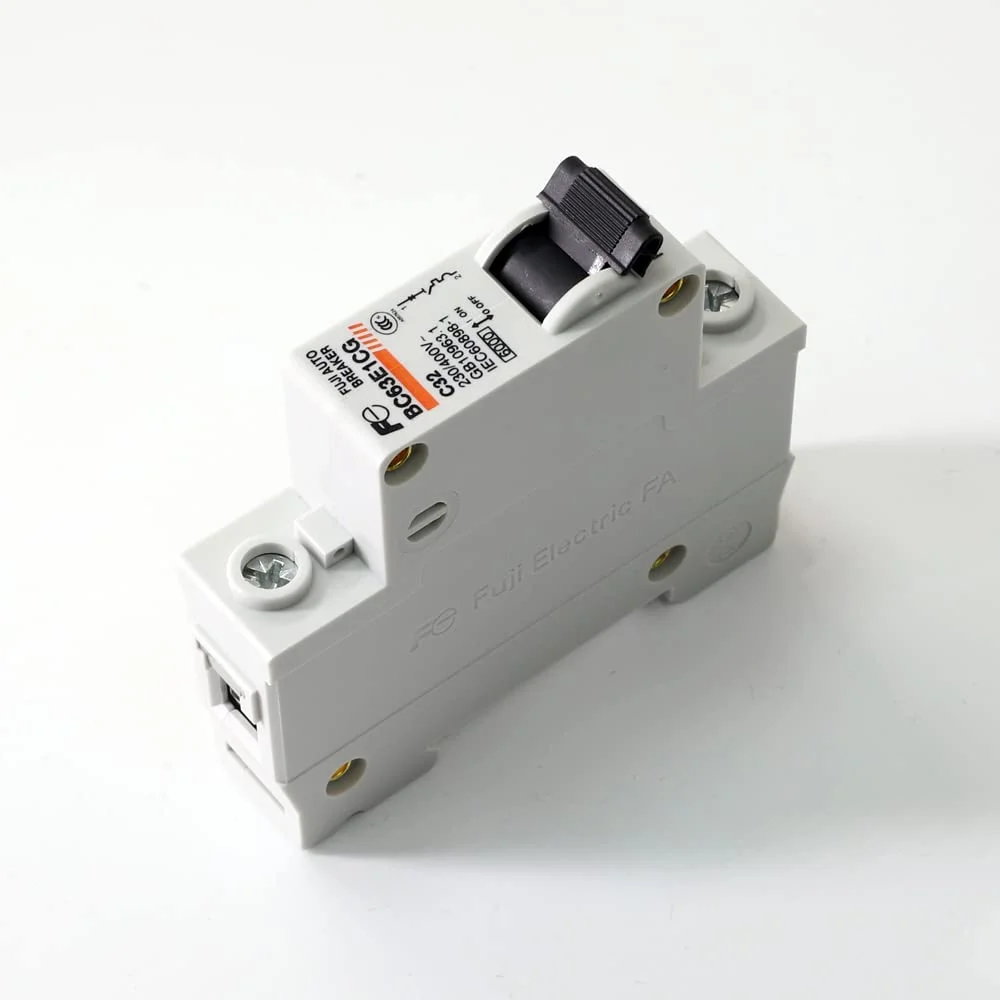 فیوز مینیاتوری الیتکو فوجی الکتریک (6kA)، 230/400 ولت AC 50/60 هرتز، تک پل، عرض 18 میلی متر، 32 آمپر، ساخت ژاپن | 1 سال گارانتی