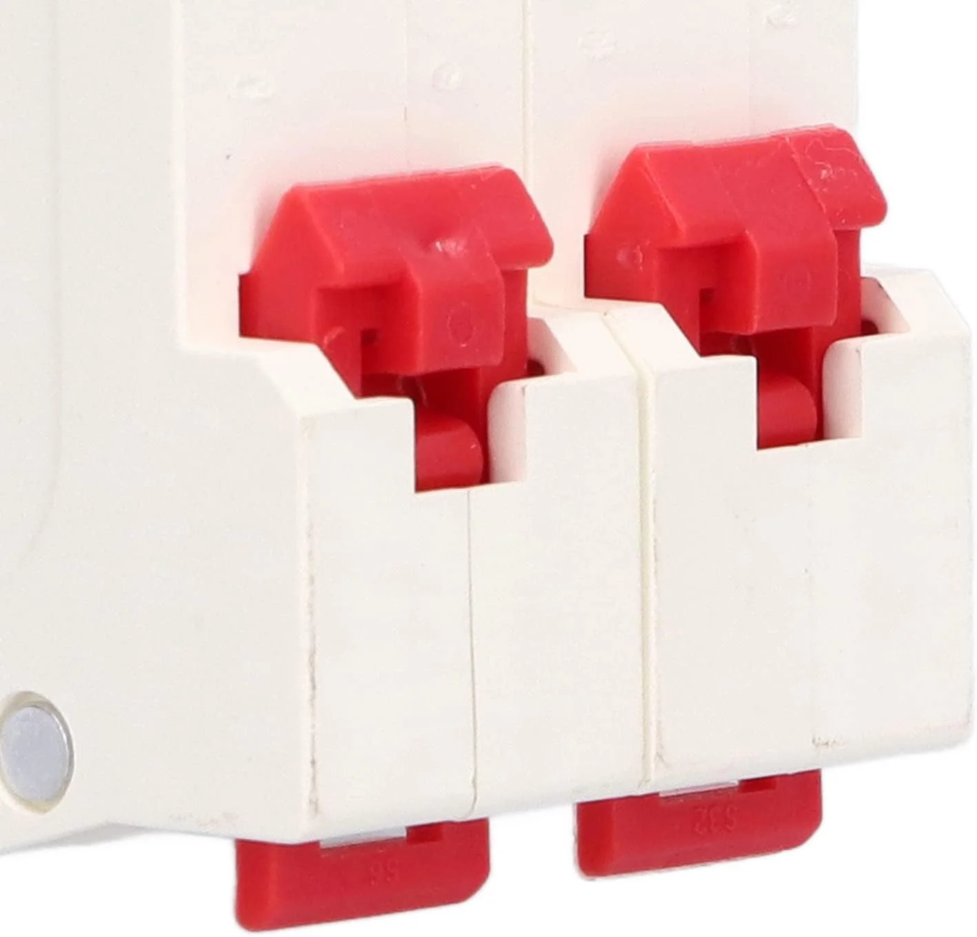 کلید مینیاتوری DC 2P ایزولاتور سیستم فتوولتائیک خورشیدی نصب شده روی ریل DIN 1000V 32A DZ47‑63Z C32 محافظت از تاسیسات توزیع برق در برابر اضافه بار و آسیب اتصال کوتاه کلید مینیاتوری DC 2P ایزولاتور سیستم فتوولتائیک خورشیدی نصب شده روی ریل DIN 1000V 32A DZ47‑63Z C32 محافظت از تاسیسات توزیع برق در برابر اضافه بار و آسیب اتصال کوتاه