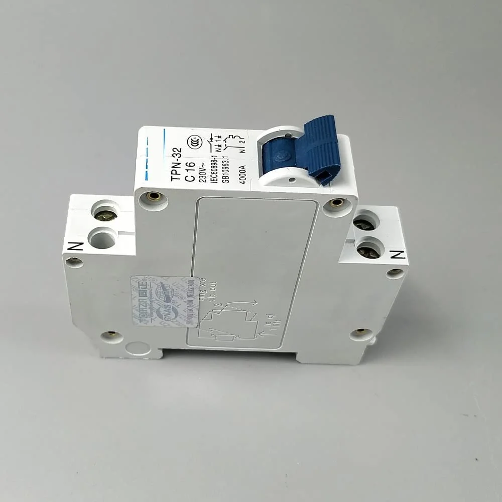 کلید مینیاتوری TPN 1P+N محافظ نشتی جریان MCB 10A,16A,20A,25A,32A (سایز : TPN 6A) کلید مینیاتوری TPN 1P+N محافظ نشتی جریان MCB 10A,16A,20A,25A,32A (سایز : TPN 6A)