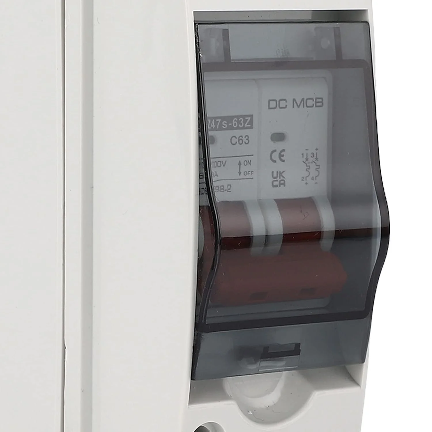 کلید مینیاتوری قطع کننده مدار DC مدل Eujgoov 2P 63A برای سیستم خورشیدی PV کلید مینیاتوری قطع کننده مدار DC مدل Eujgoov 2P 63A برای سیستم خورشیدی PV