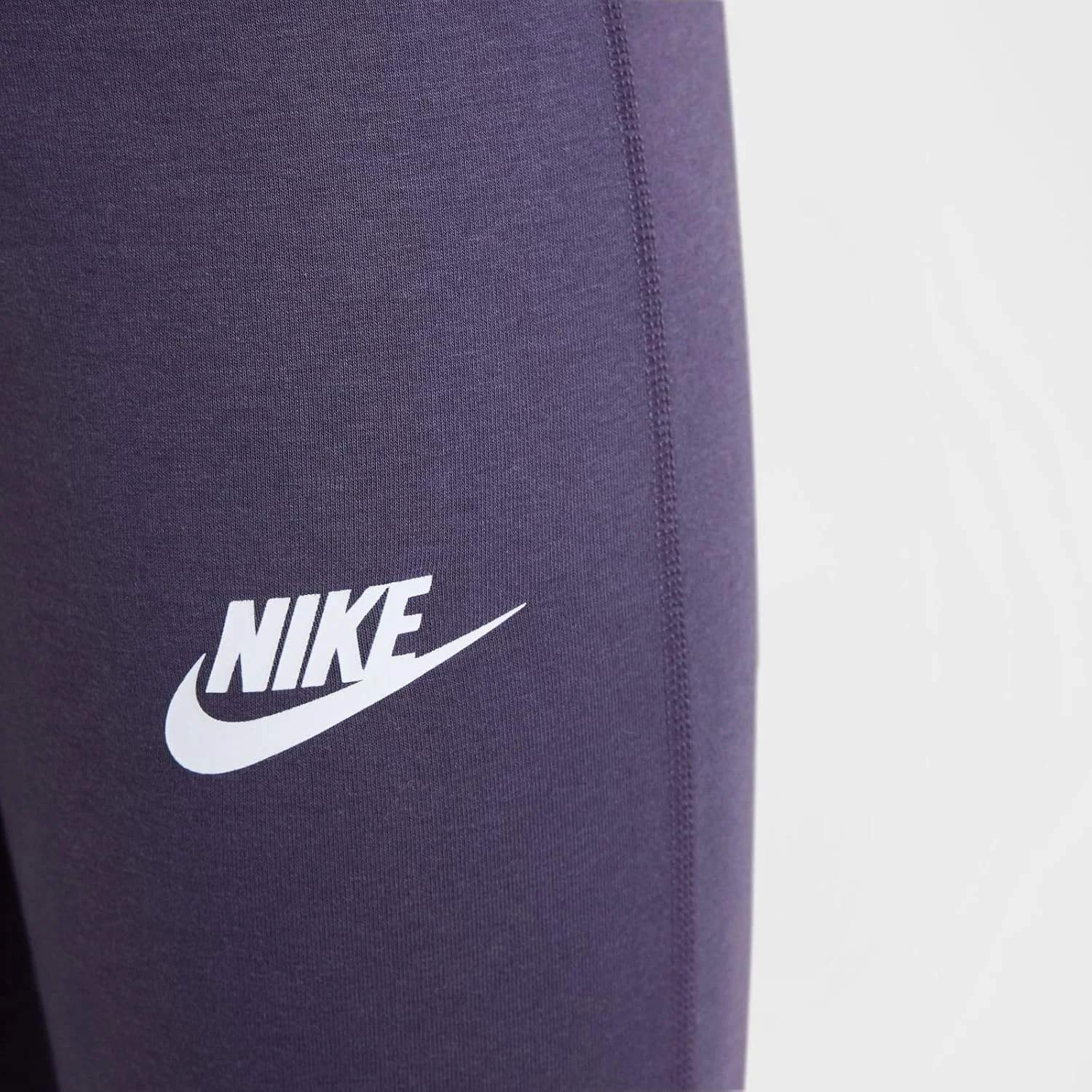 لگینگ دخترانه نایک Sportswear Classics با کمر بلند برای کودکان بزرگتر (دخترانه)