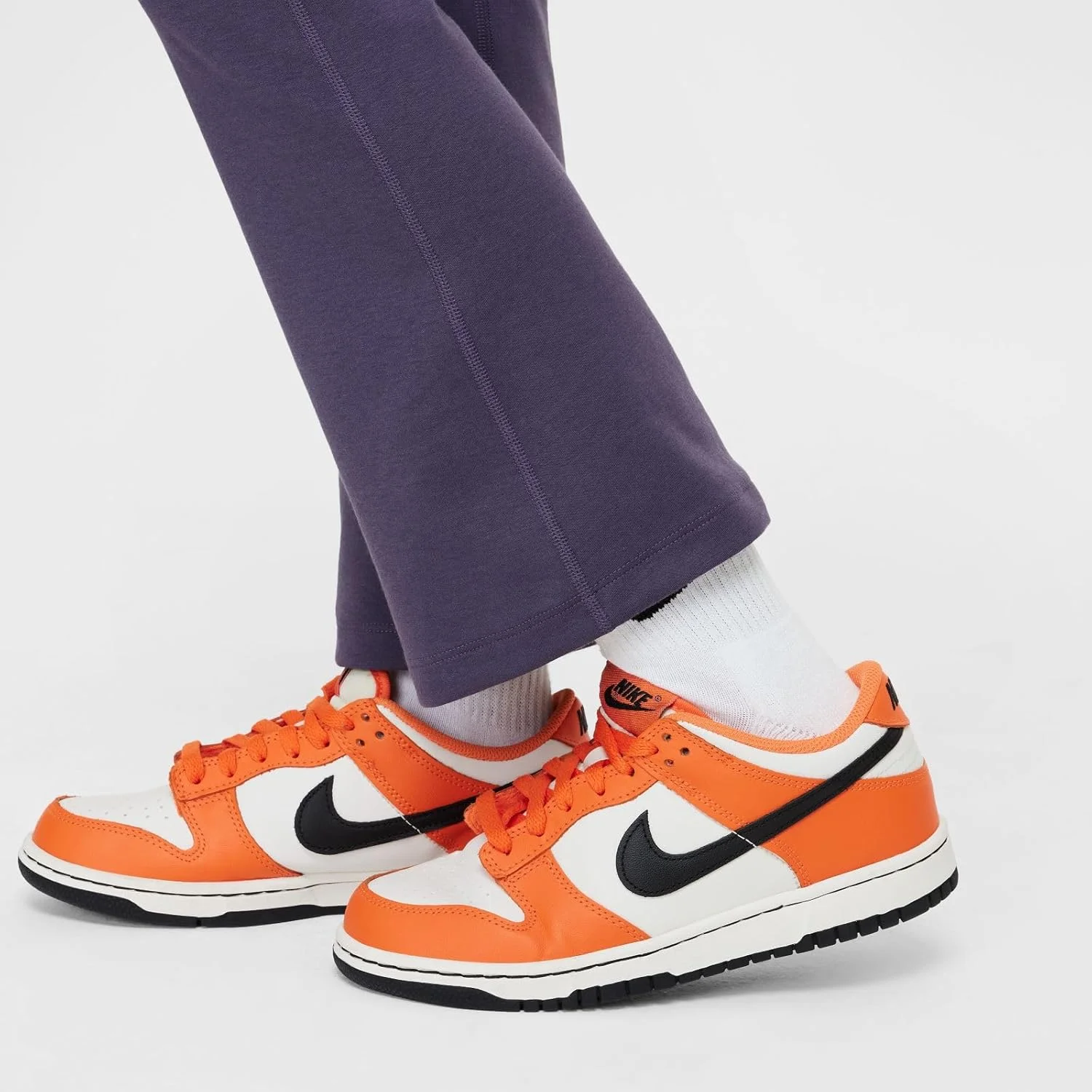 لگینگ دخترانه نایک Sportswear Classics با کمر بلند برای کودکان بزرگتر (دخترانه)