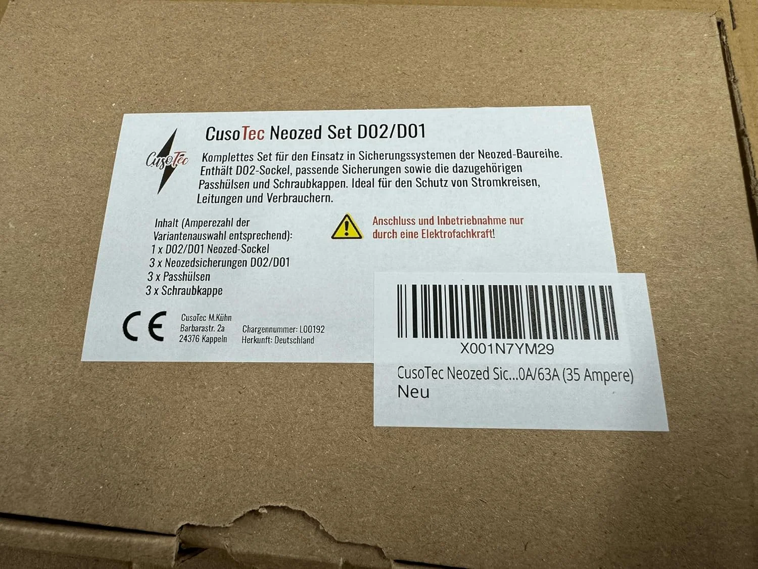 ست سوکت فیوز نئوزد CusoTec D02 به همراه فیوزهای کلاهک پیچی و آستین های عبوری 16A/20A/25A/35A/50A/63A (35 آمپر) ست سوکت فیوز نئوزد CusoTec D02 به همراه فیوزهای کلاهک پیچی و آستین های عبوری 16A/20A/25A/35A/50A/63A (35 آمپر)