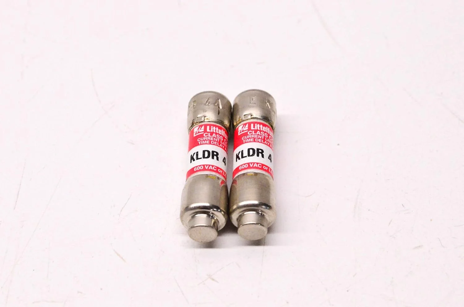فیوز تاخیری کلاس CC محدود کننده جریان Littelfuse مدل KLDR-4 با آمپر 4 فیوز تاخیری کلاس CC محدود کننده جریان Littelfuse مدل KLDR-4 با آمپر 4