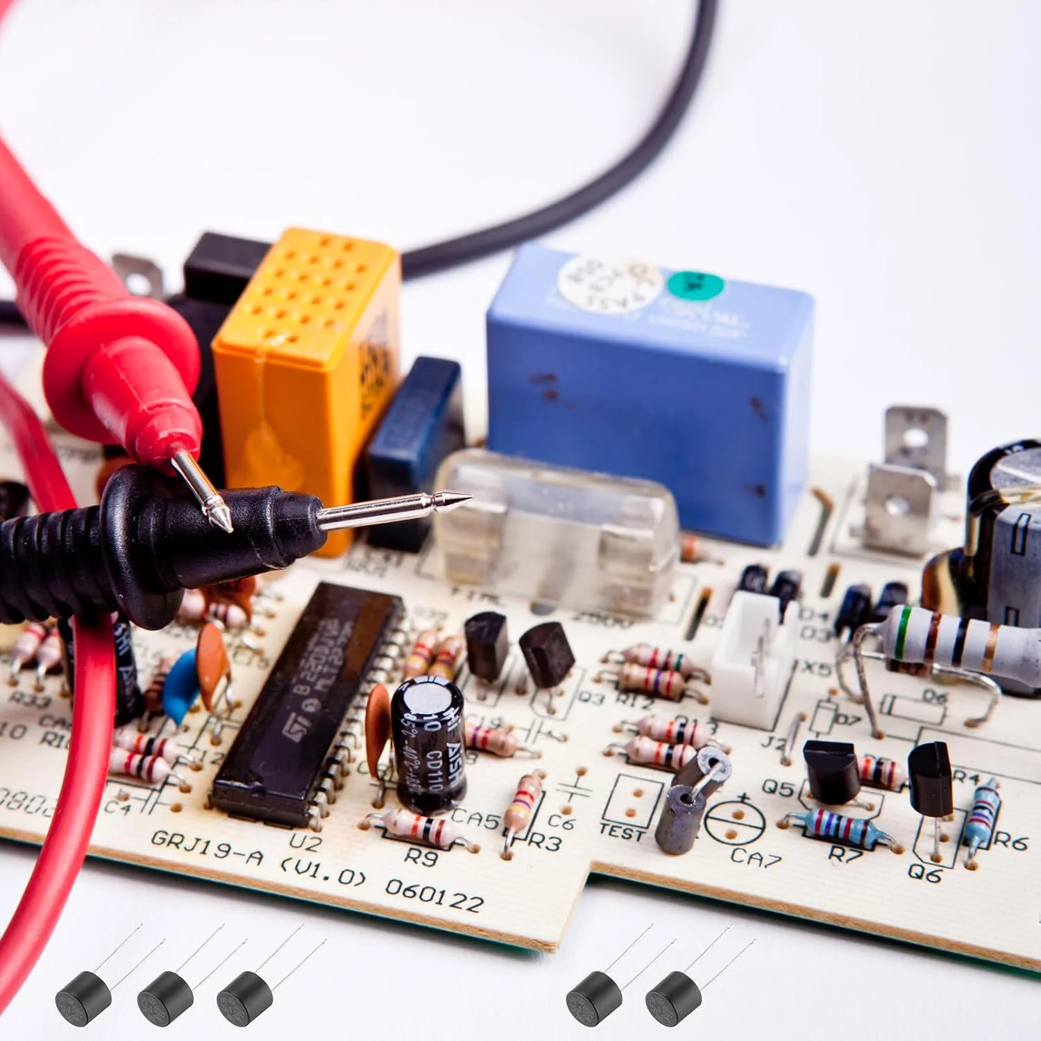 بسته 50 عددی فیوز استوانه ای مینیاتوری QUARKZMAN، فیوزهای مینیاتوری گرد با تاخیر زمانی، مجموعه فیوزهای میکروسکوپی برای قطعات الکترونیکی، تعمیرات PCB LCD، T5A 5A 250V، مشکی بسته 50 عددی فیوز استوانه ای مینیاتوری QUARKZMAN، فیوزهای مینیاتوری گرد با تاخیر زمانی، مجموعه فیوزهای میکروسکوپی برای قطعات الکترونیکی، تعمیرات PCB LCD، T5A 5A 250V، مشکی