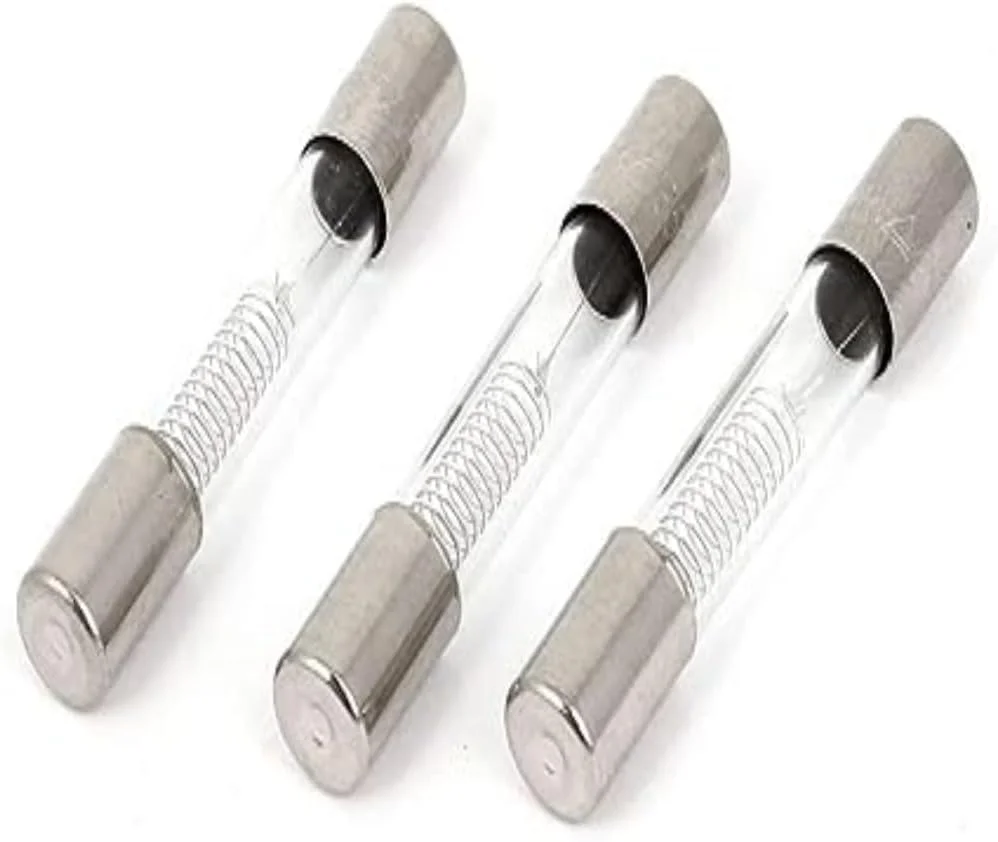 فیوز کارتریجی شیشه ای ولتاژ بالا KNP برای مایکروویو، 5 کیلو ولت 6x40 میلی متر 3 عددی. مناسب برای انواع مایکروویو، یخچال، توستر و بسیاری دیگر از لوازم الکترونیکی (0.7 آمپر (700 میلی آمپر))