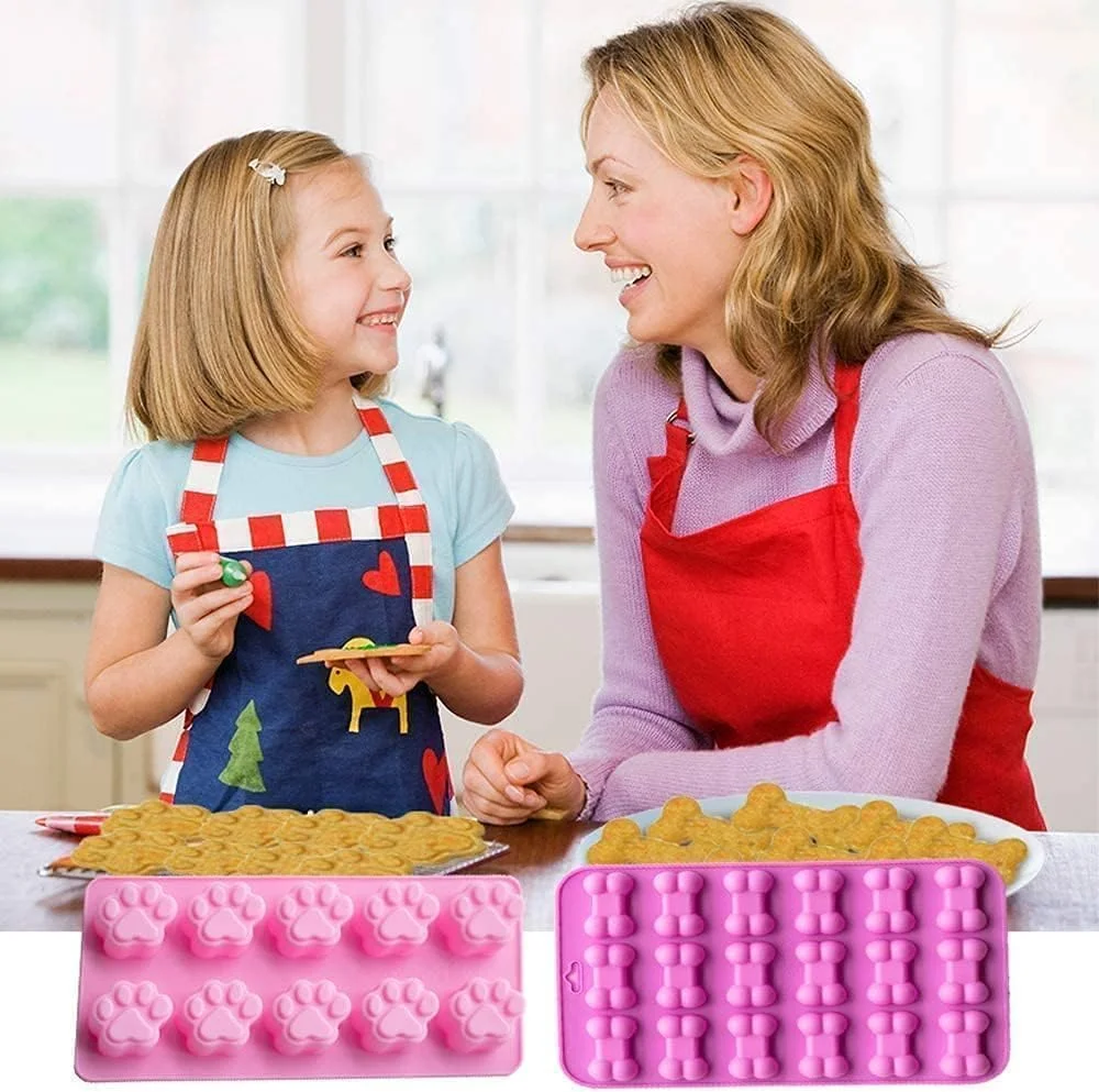 قالب سیلیکونی شکلات، 2 عدد قالب پنجه گربه و توله سگ و استخوان سگ، قالب های سیلیکونی نچسب قابل استفاده مجدد، سینی های مکعب یخ برای ساخت آب نبات، پاستیل، کلوچه، خوراکی های حیوانات خانگی (صورتی و بنفش، یک سایز)