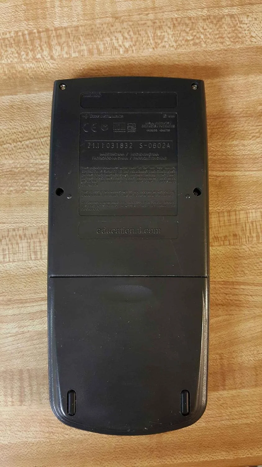 ماشین حساب گرافیکی تگزاس اینسترومنتس TI-83 ماشین حساب گرافیکی تگزاس اینسترومنتس TI-83