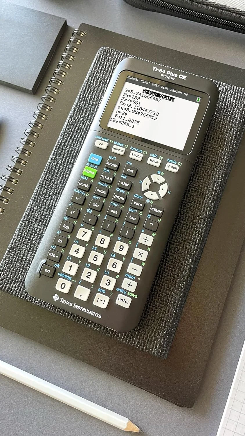 ماشین حساب گرافیکی تگزاس اینسترومنتس مدل TI-84 Plus CE، مشکی 7.5 اینچ ماشین حساب گرافیکی تگزاس اینسترومنتس مدل TI-84 Plus CE، مشکی 7.5 اینچ