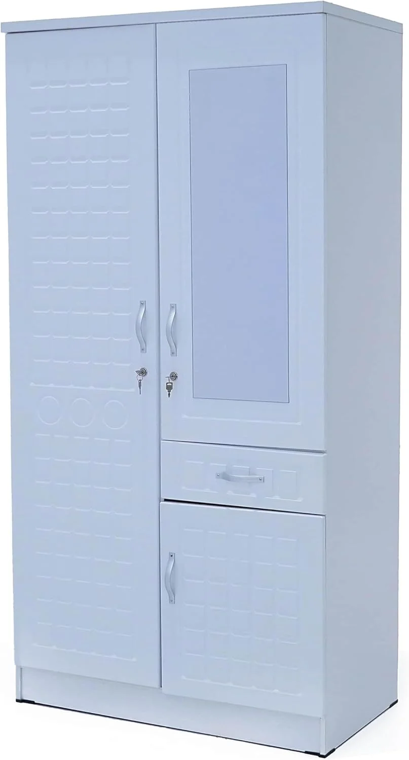 کمد لباس چوبی دو درب NAD Furniture LLC، دو درب قفل‌دار با آینه، یک طرف چهار قفسه و طرف دیگر یک قفسه بالای چوب لباسی و یک کشو، رنگ سفید.