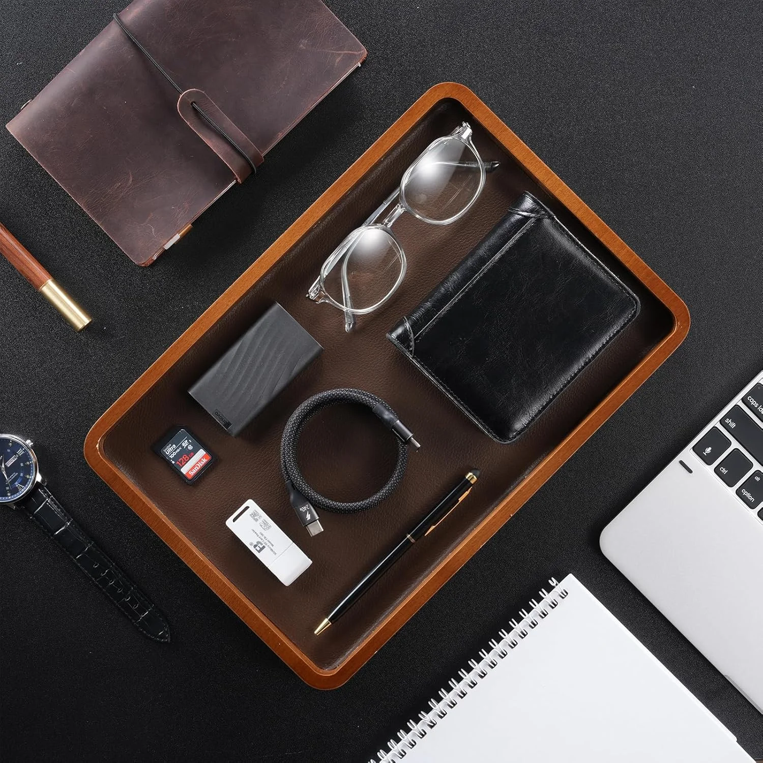 سینی چوبی ProCase برای آقایان، سازمان دهنده EDC چوبی، کنار تختی، نگهدارنده ورودی کنار تخت، برای کیف پول، کلید، ساعت، تلفن، پول خرد، اشیاء کوچک - قهوه ای تیره سینی چوبی ProCase برای آقایان، سازمان دهنده EDC چوبی، کنار تختی، نگهدارنده ورودی کنار تخت، برای کیف پول، کلید، ساعت، تلفن، پول خرد، اشیاء کوچک - قهوه ای تیره