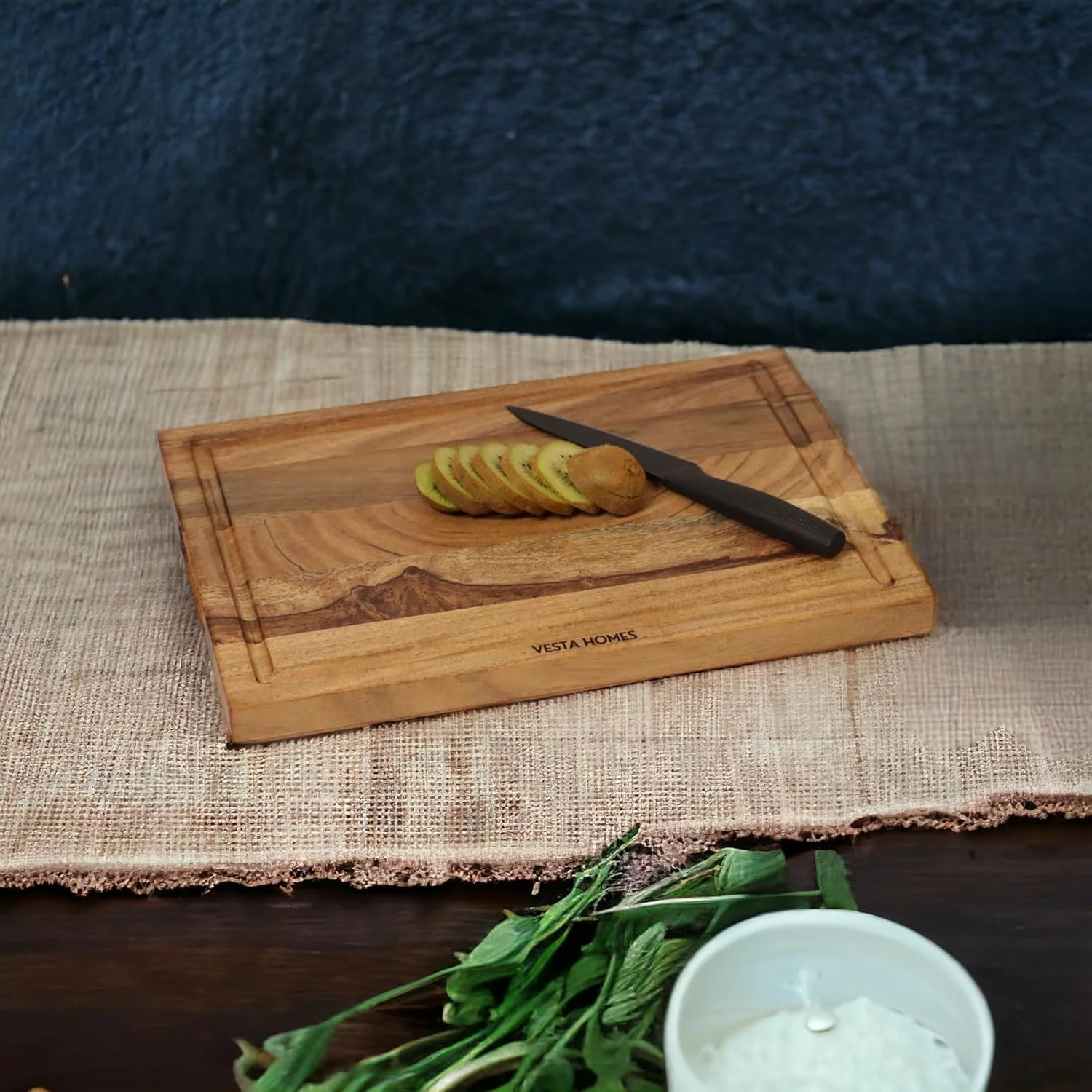 تخته برش چوبی Vesta Homes، تخته خردکن/سرو، تخته/بلوک برای سبزیجات، میوه ها، پنیر و Charcuterie | چوب اقاقیا طبیعی | 38 x 25.5 x 2.5 سانتی متر | دست ساز در هند تخته برش چوبی Vesta Homes، تخته خردکن/سرو، تخته/بلوک برای سبزیجات، میوه ها، پنیر و Charcuterie | چوب اقاقیا طبیعی | 38 x 25.5 x 2.5 سانتی متر | دست ساز در هند