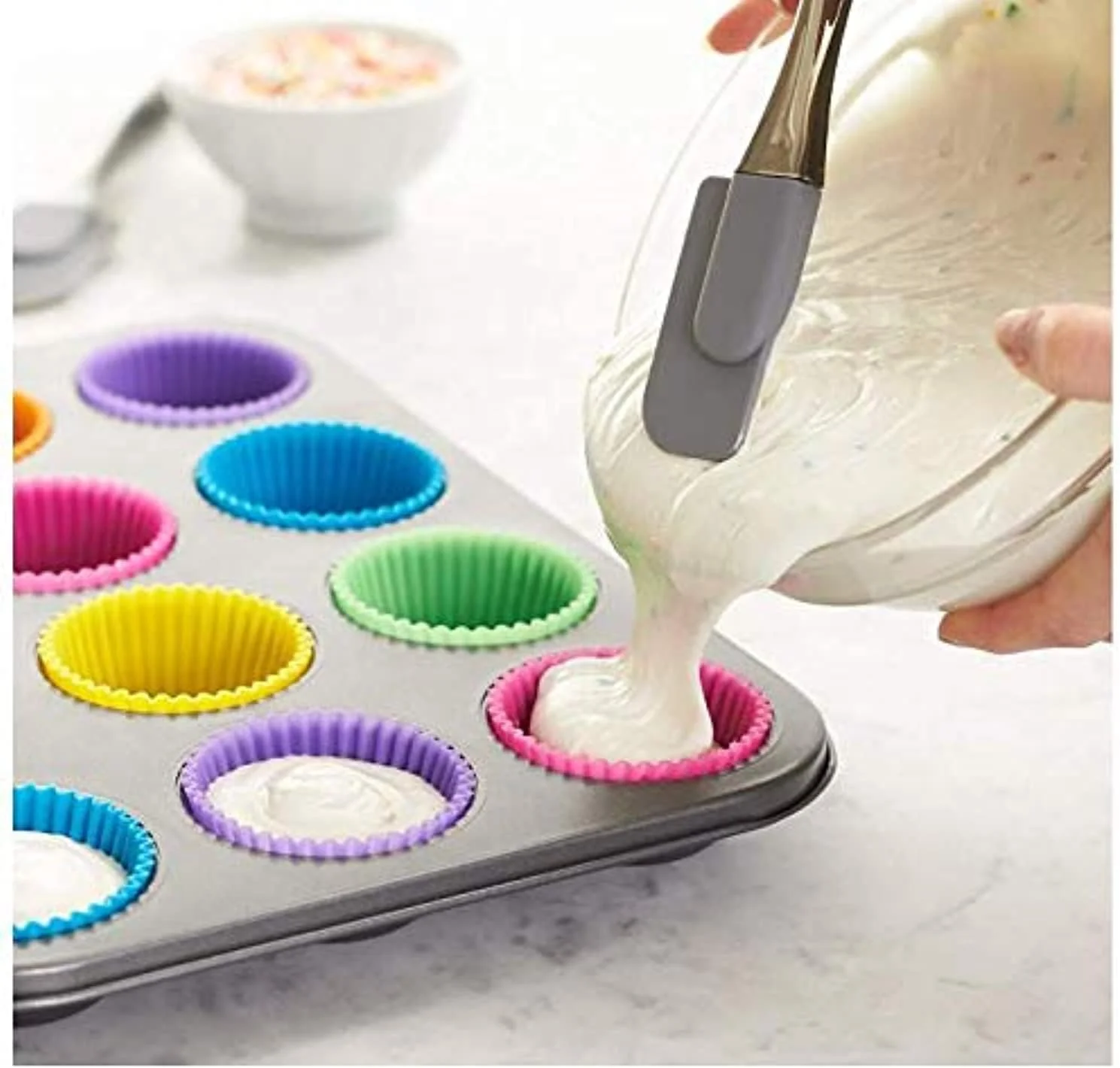 قالب مافین و کاپ کیک 12 عددی 7 سانتی متری، قالب سیلیکونی رنگارنگ گرد، قالب ساز شیرینی پزی، سینی قالب، قالب های کاپ کیک، چند رنگ