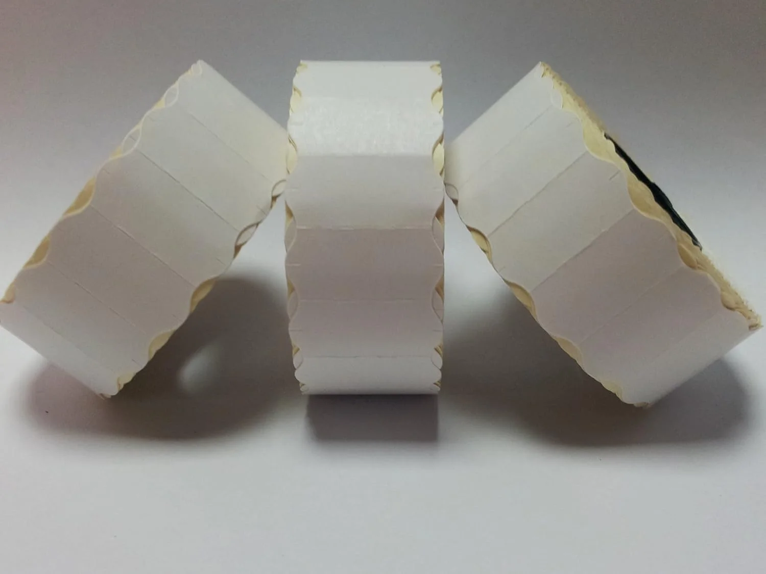 دستگاه قیمت زن 6 رقمی پوما مدل PJ6 به همراه 4500 عدد لیبل قیمت سفید رایگان و رول جوهر یدکی