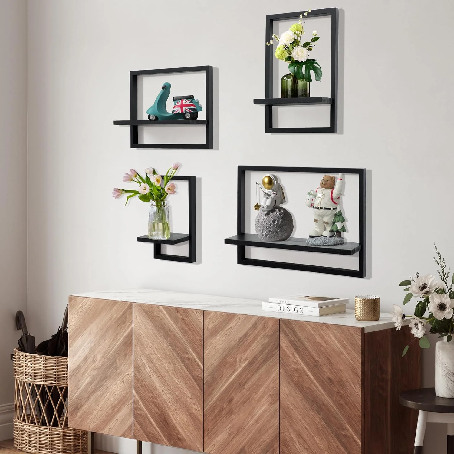 قفسه های شناور مربعی PHOENANCEE، مجموعه 4 عددی قفسه دیواری قاب دار تزئینی، نمایشگر آویز گیاهان مدرن دکور هنری ذخیره سازی برای اتاق نشیمن اتاق خواب حمام خانه مزرعه، چوب روشن خانگی (مشکی)