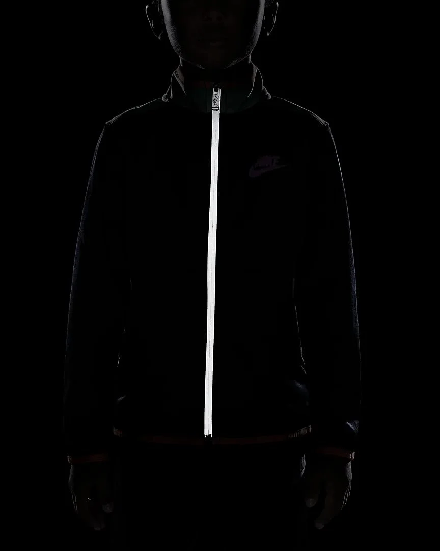 ست ژاکت زیپ دار و شلوار ورزشی پسرانه نایک مدل Sportswear Illuminate، دو تکه، کد B(66k251-023)/O، سایز 12 ماه ست ژاکت زیپ دار و شلوار ورزشی پسرانه نایک مدل Sportswear Illuminate، دو تکه، کد B(66k251-023)/O، سایز 12 ماه