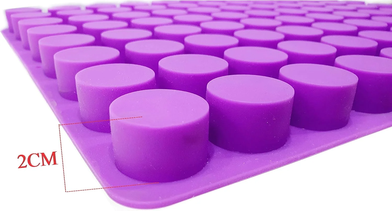 قالب سیلیکونی 88 حفره ای برای پخت مینی کیک، شکلات، ترافل، ژله و یخ (37.5 x 29 x 2 سانتی متر) قالب سیلیکونی 88 حفره ای برای پخت مینی کیک، شکلات، ترافل، ژله و یخ (37.5 x 29 x 2 سانتی متر)