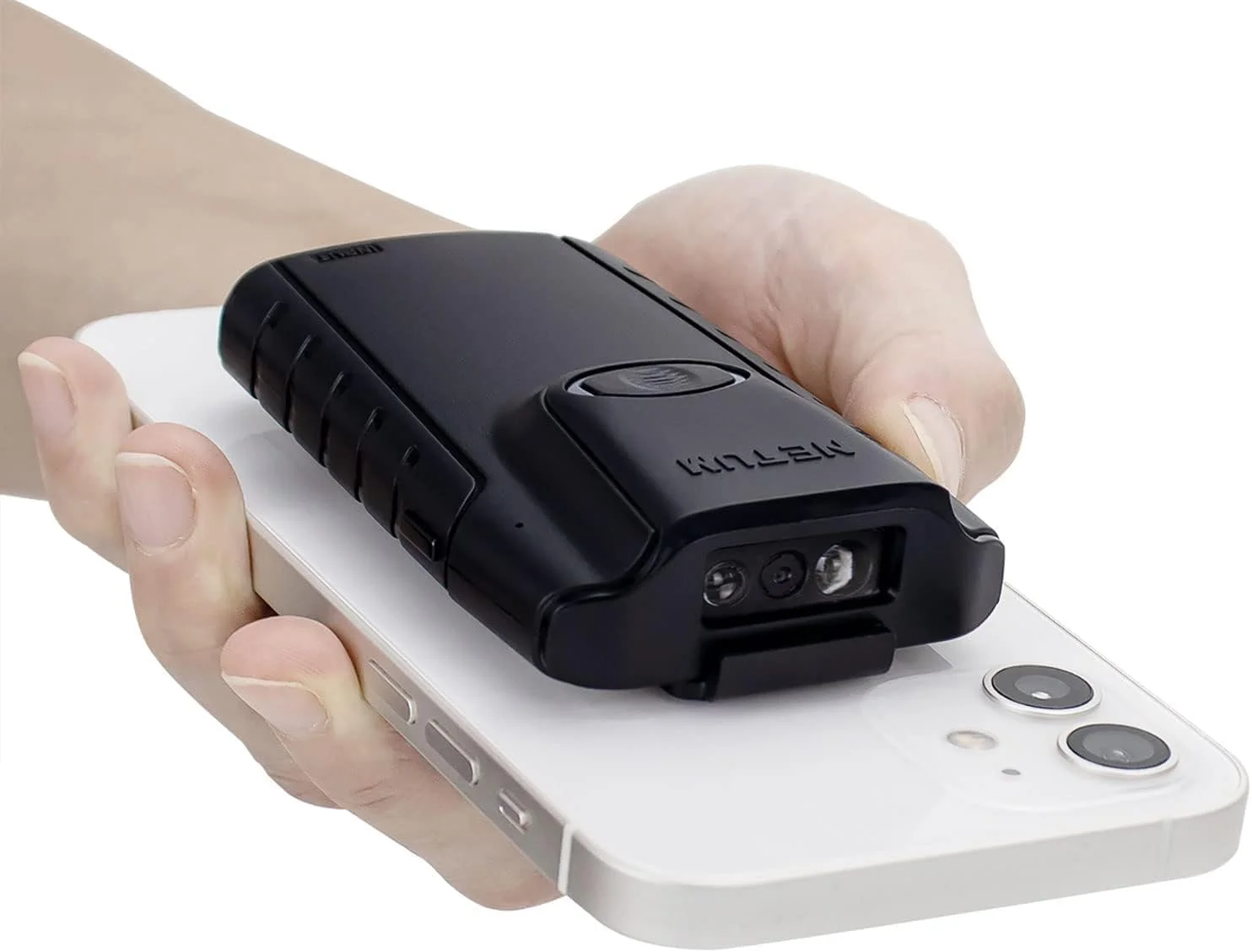 اسکنر بارکد دوبعدی بلوتوثی KASTWAVE مدل E800، اسکنر بارکد QR قابل حمل کوچک 3 در 1، اسکن تفنگی بیسیم خودکار با گیره پشتی، مناسب برای انبارداری، سیستم POS، سازگار با تبلت، iOS، اندروید، ویندوز و MacOS اسکنر بارکد دوبعدی بلوتوثی KASTWAVE مدل E800، اسکنر بارکد QR قابل حمل کوچک 3 در 1، اسکن تفنگی بیسیم خودکار با گیره پشتی، مناسب برای انبارداری، سیستم POS، سازگار با تبلت، iOS، اندروید، ویندوز و MacOS