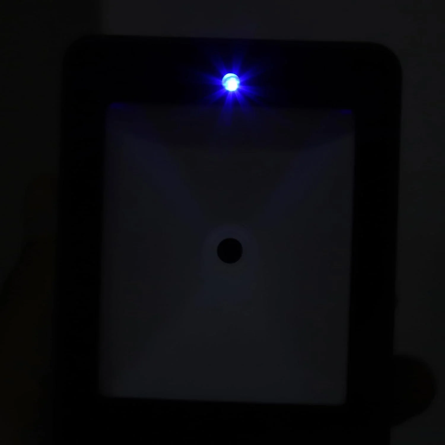 اسکنر بارکد رومیزی YHD 9800، اسکنر سوپرمارکتی با حسگر تصویربرداری CMOS، اسکن 360 درجه QR برای پرداخت موبایلی، پرداخت QR ویچت، شامل رابط های USB و RS232 اسکنر بارکد رومیزی YHD 9800، اسکنر سوپرمارکتی با حسگر تصویربرداری CMOS، اسکن 360 درجه QR برای پرداخت موبایلی، پرداخت QR ویچت، شامل رابط های USB و RS232