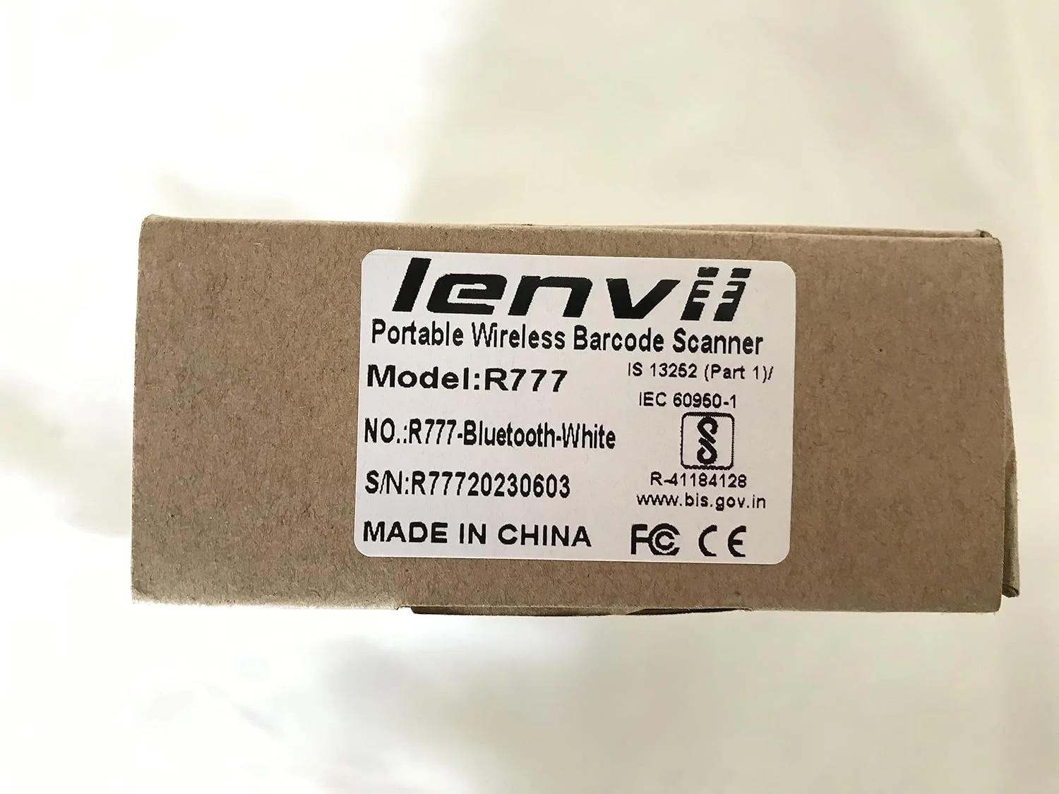 بارکد خوان بی سیم کوچک LENVII R777 بلوتوث 3 در 1 قابل حمل سفید بارکد خوان بی سیم کوچک LENVII R777 بلوتوث 3 در 1 قابل حمل سفید